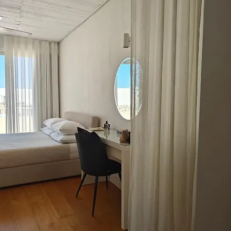 Cosy 1 Bedroom Penthouse With Large Corner Terrace & Outside Furniture - Open View * San Ġwann