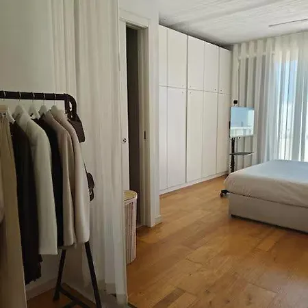 Apartmán Cosy 1 Bedroom Penthouse With Large Corner Terrace & Outside Furniture - Open View San Ġwann