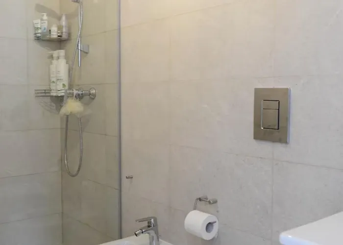 Cosy 1 Bedroom Penthouse With Large Corner Terrace & Outside Furniture - Open View San Ġwann